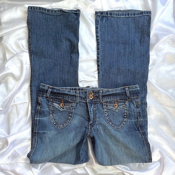Rewind Denim - Rewind Womens Low Rise Flare Jeans Rhinestone Pocket Medium Wash Denim Size 11